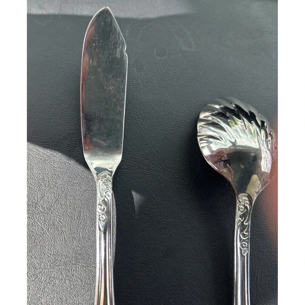 Oneida AZALEA Butter Knive/Sugar Spoon- Scratches